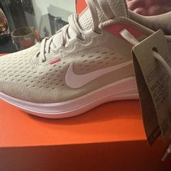 Women Nike Air Winflo 10