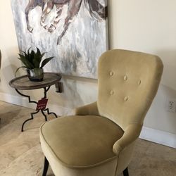 2 Accent Chairs Good Condition