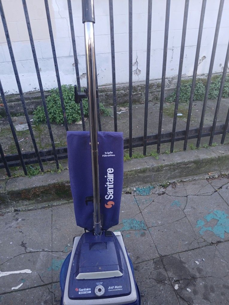 Sanitaire Triple Filtration Heavy Duty Commercial Vacuum