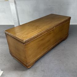 Antique Cedar Chest,  Genuine Ed Roos Company, Solid Cedar With Original Gardex Liner