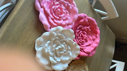 3 Foam Roses