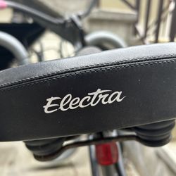Electra Cruiser (Black Handles Option)