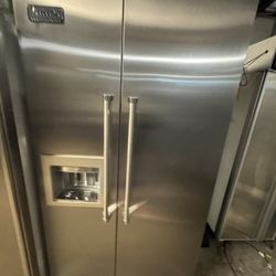 Viking 42” Built In Refrigerator 2021