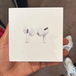 AirPods Pro’s 