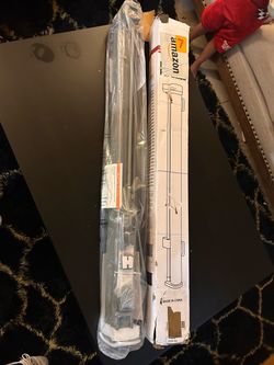 Extra large retractable baby/pet mesh gate