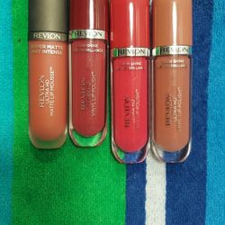 Liquid Lipstick Crayons And The GLOSS Brand New Unused 