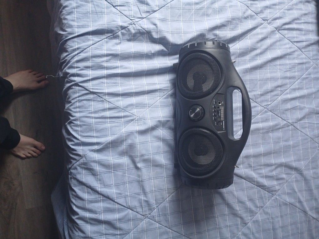 Bluetooth Boombox