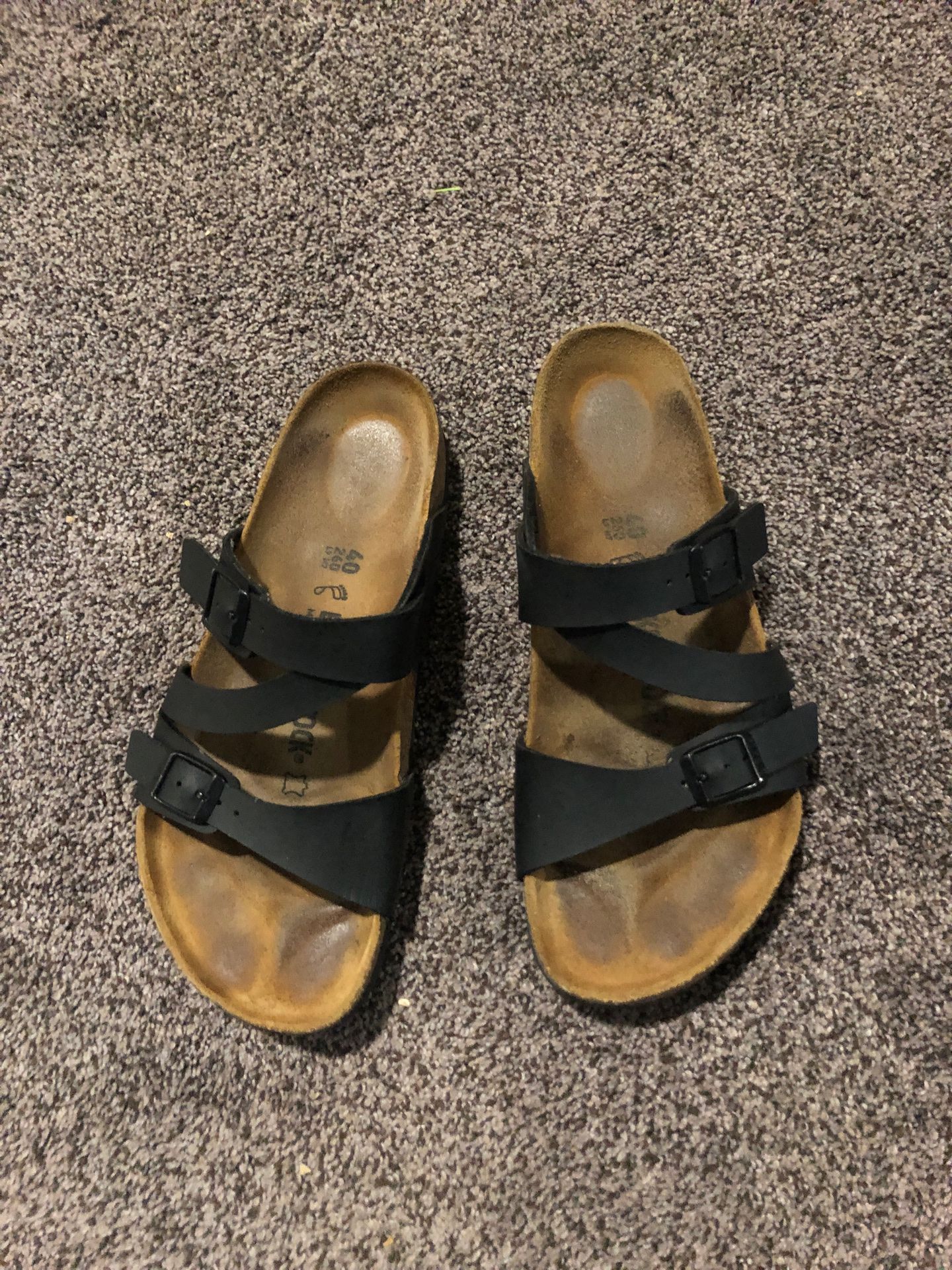 Birkenstock sandals” Salina birko-flor Black” size 40. $35.00