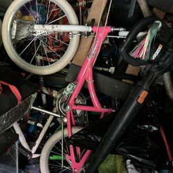 Pink Girls bike 