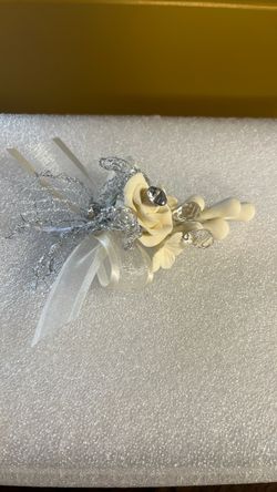 Ivory and Silver Floral Corsage