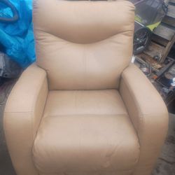 Recliner 