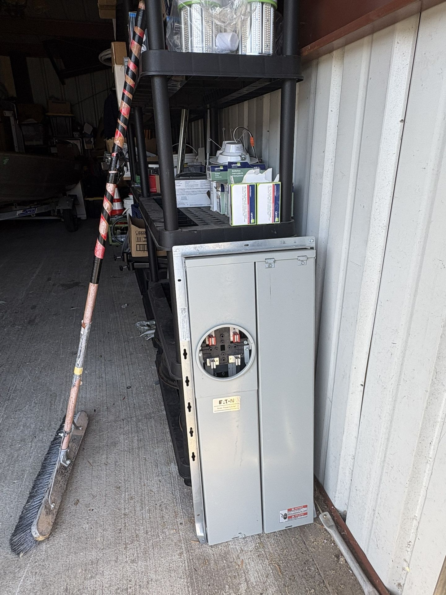 Eaton 200amp Meter Main