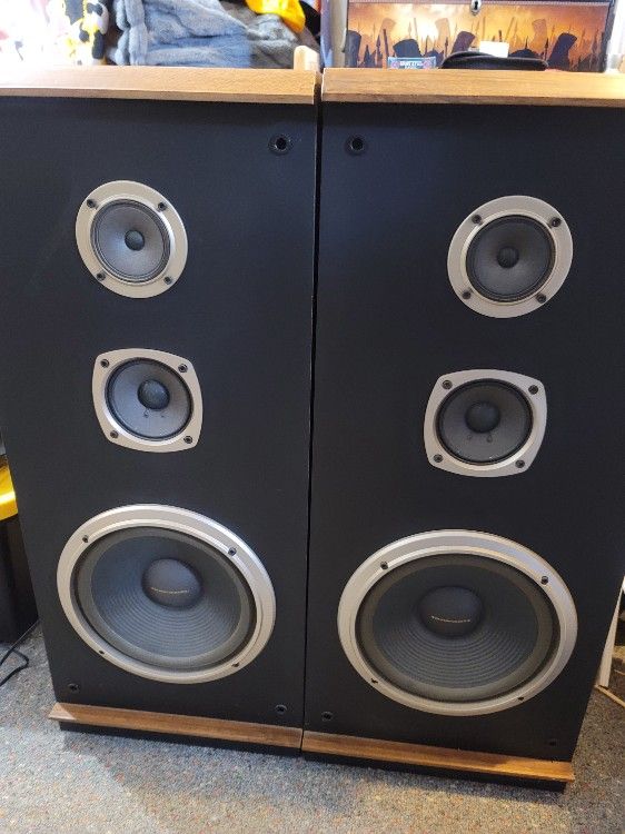 Marantz SP-1050 Speakers