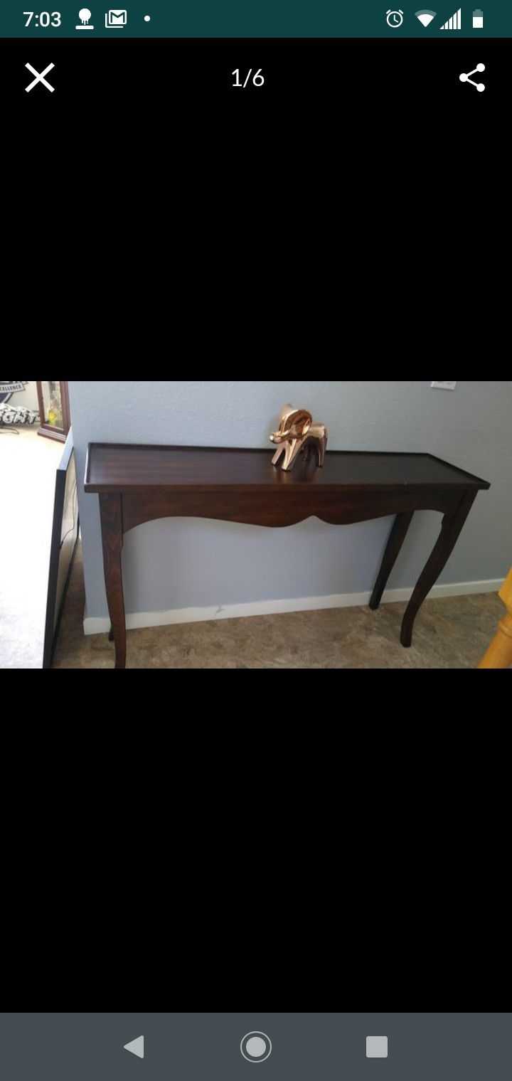 Entry console table