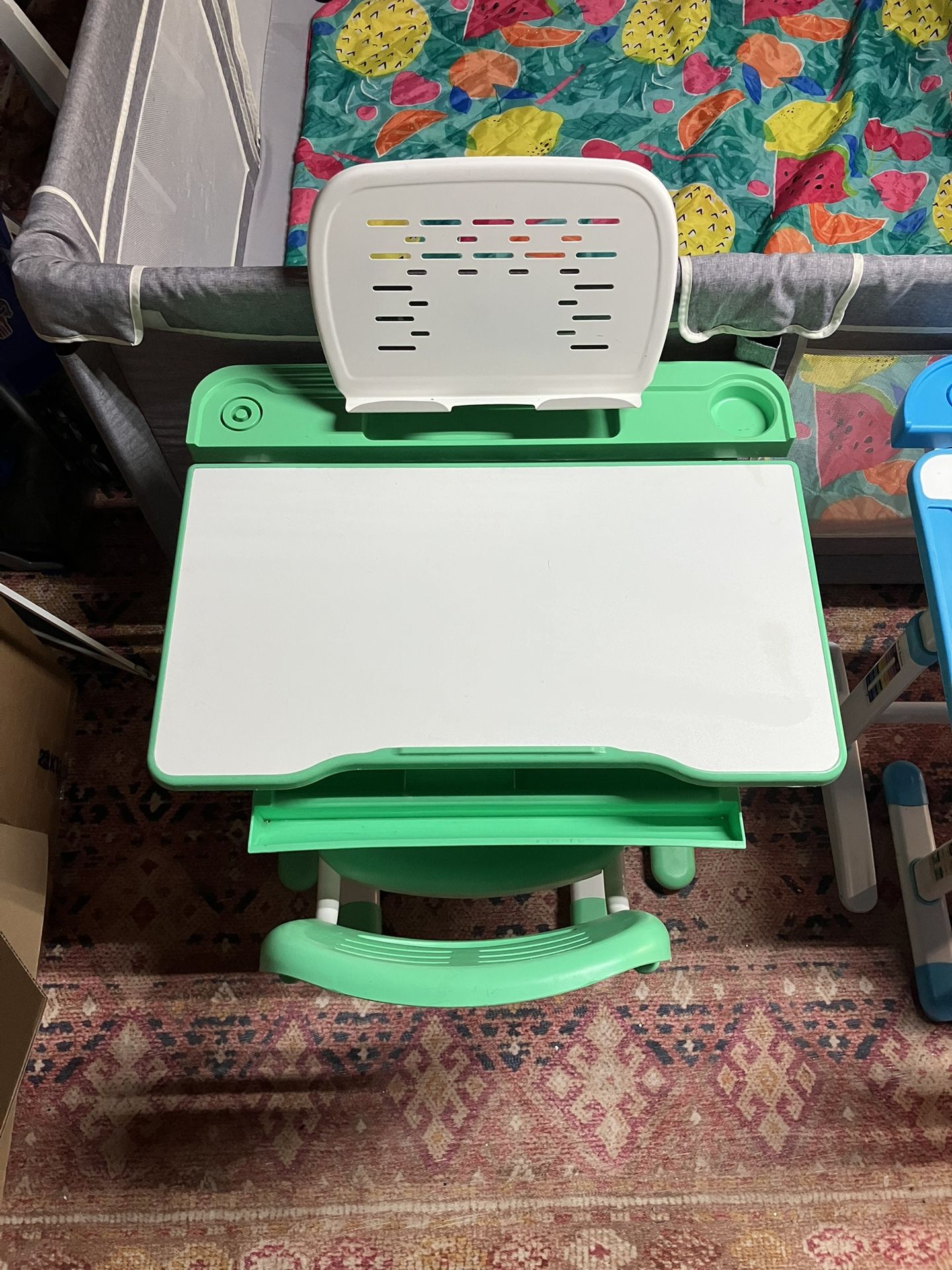 Kid Desk