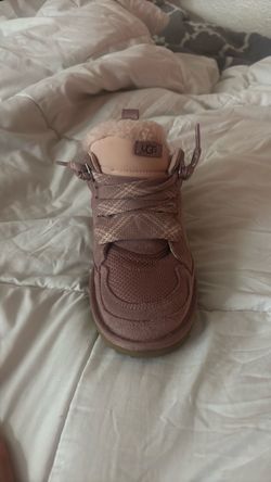 Pink lowmel Uggs