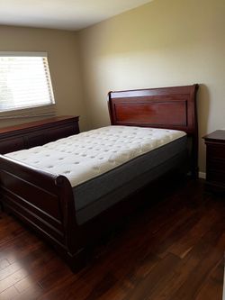 Title: 3-Piece Coaster Queen Bedroom Set (Bed frame, Dresser, End Table) – PRICED TO MOVE!