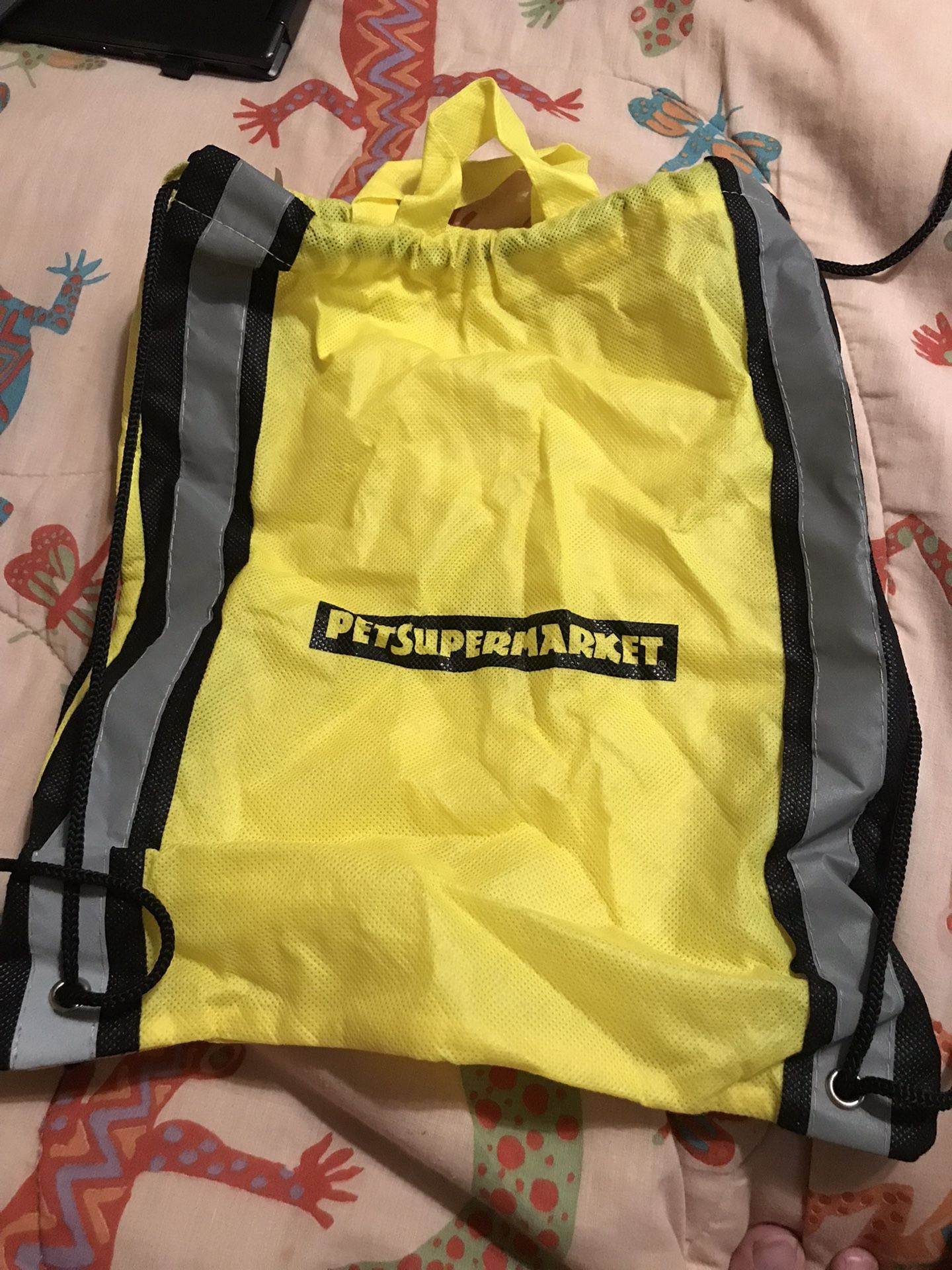 PetSupermarket drawstring backpack