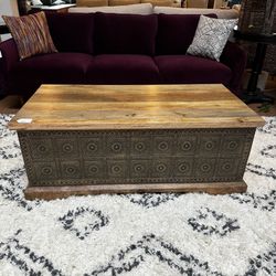 Durand Lift Top Coffee Table 