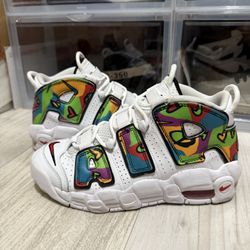 Nike Air More Uptempo GS Peace Love Basketball 