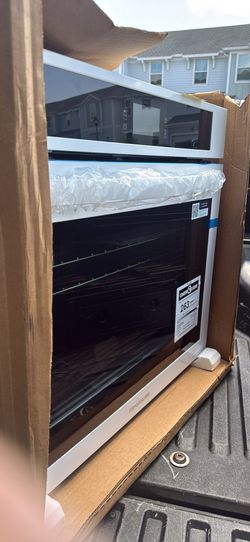 Frigidaire Wall Oven
