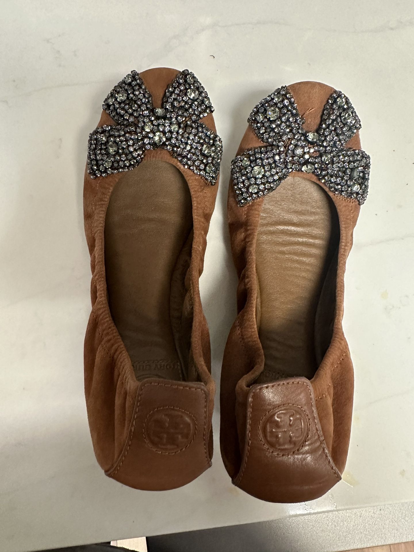 Tory Burch Rhinestone Bow Flat 7.5
