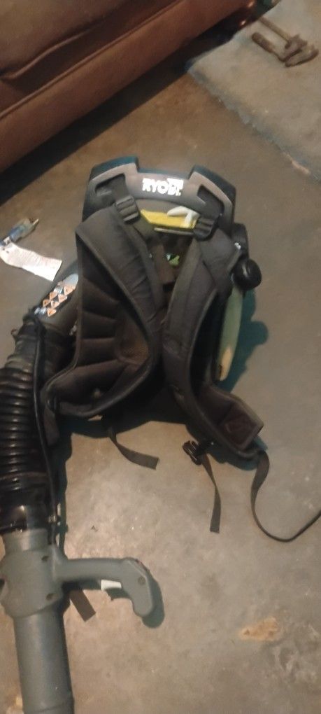 185 Mph Ryobi B42 Backpack Blower