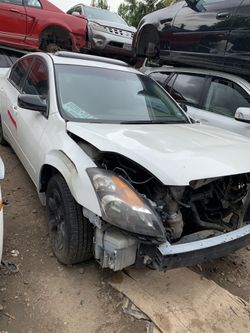 2009 Nissan Altima parts
