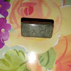 Unique Vintage Pin/pendant