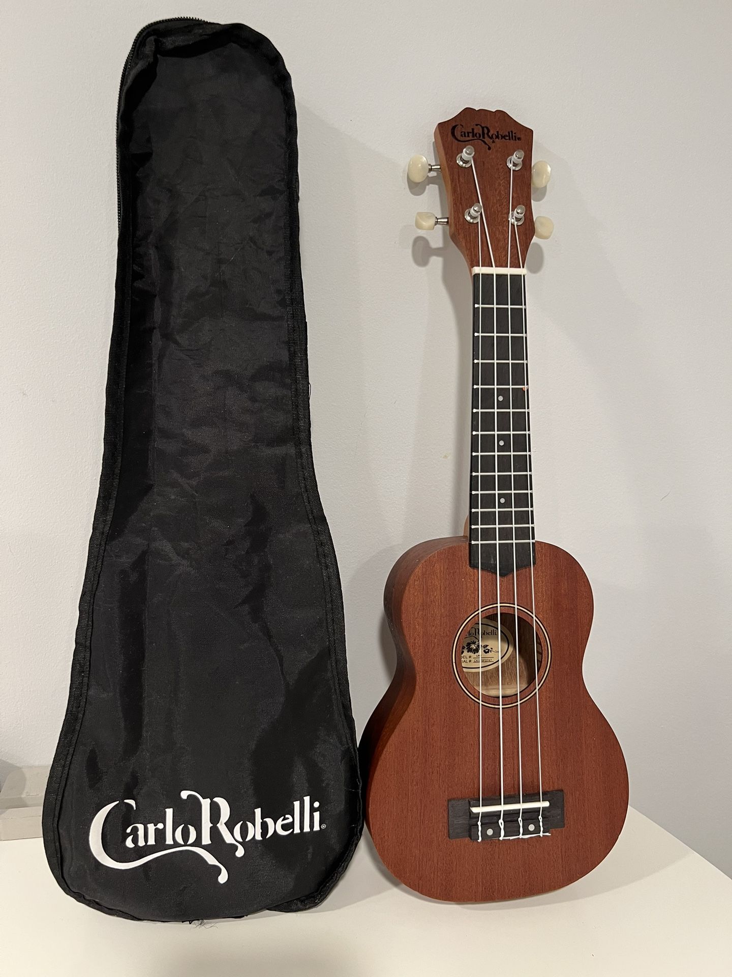 Carlo Robelli Ukulele