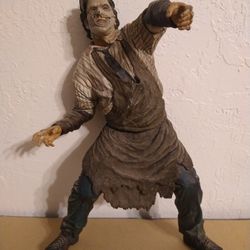 Texas Chainsaw Massacre Leatherface 12 inch Figure