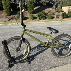 Haro Downtown 18 bmx  bike