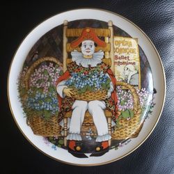 ROYAL DOULTON PLATE