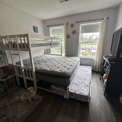 Twin Over Adjustable Pullout Bunk Bed, Plus A Twin Pull Out Trundle