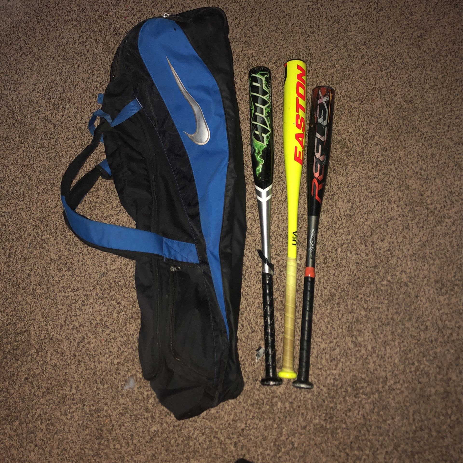 nike baseball bag, 3 baseball bats