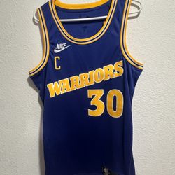 BRAND NEW NEVER WORN