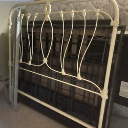 Queen Bed Frame 