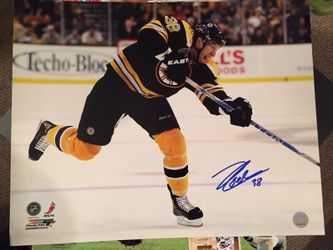 Jordan Caron autographed 16x20 photo #2