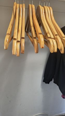 30 Wooden Hangers