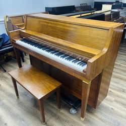 Kawaii upright piano