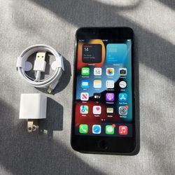 iPhone 8 Plus 128gb - UNLOCKED - Like New