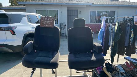 07 Mercury Seats