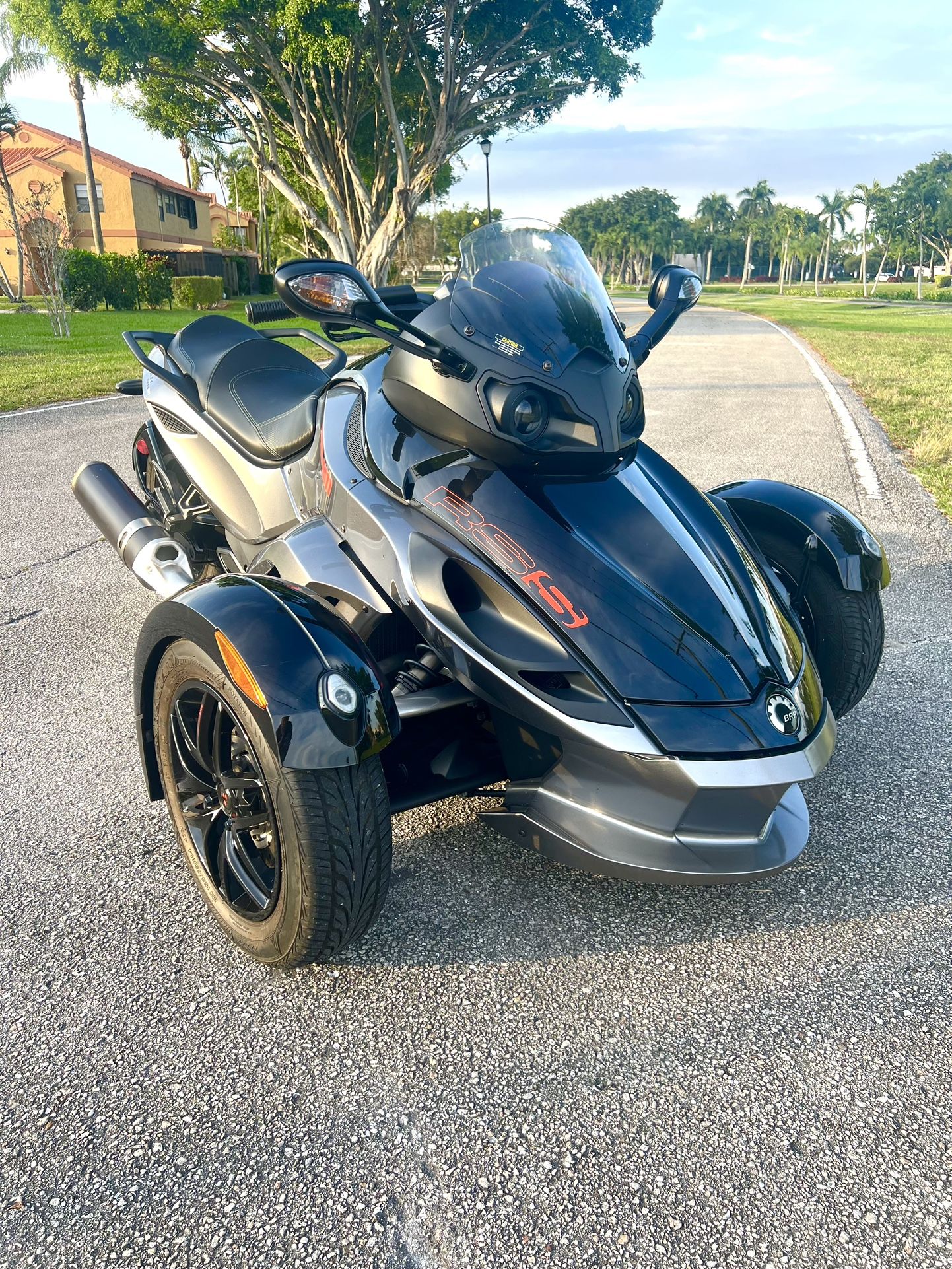 2012 Can-Am Spyder RSS sm-5