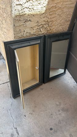 Gabinetes con espejo