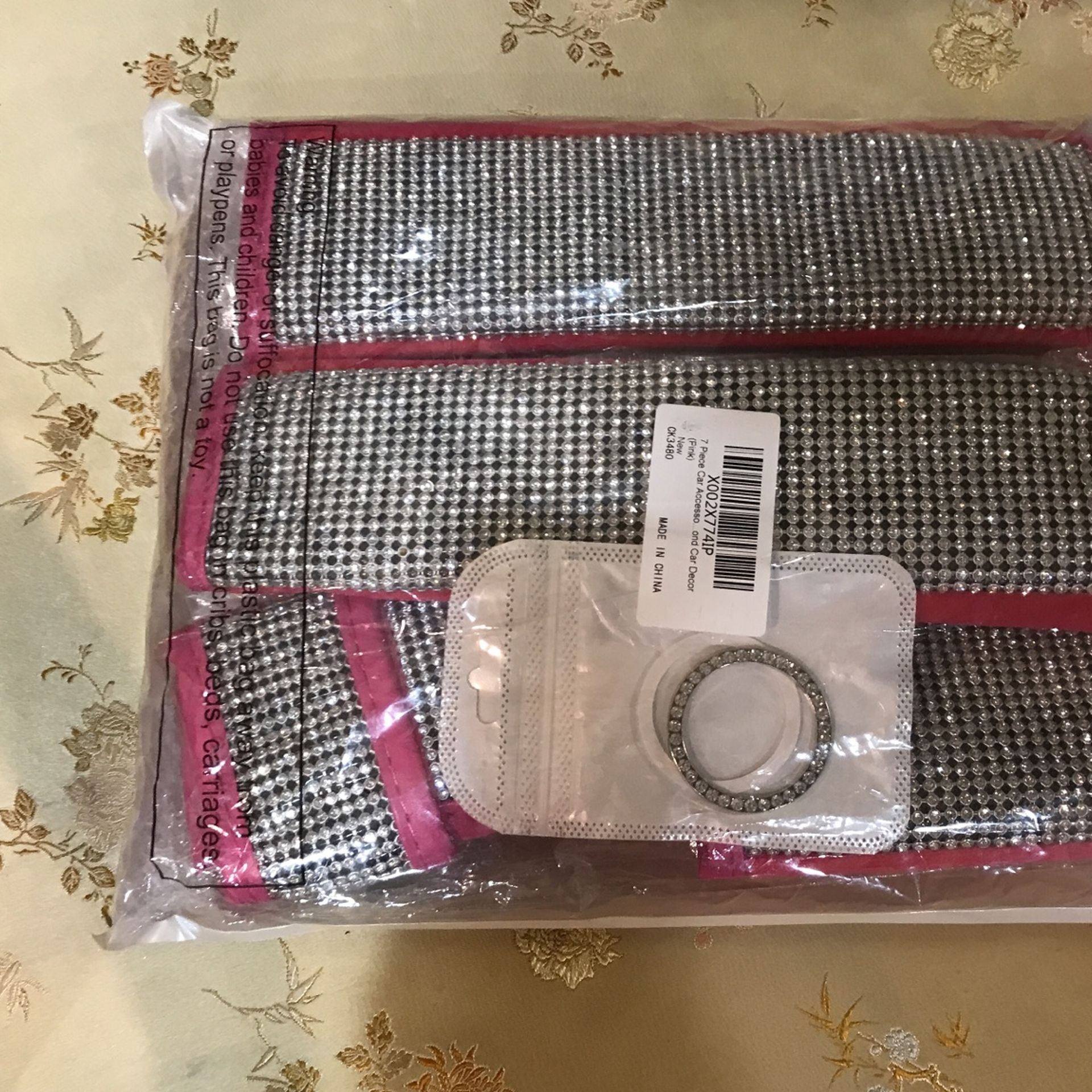 7 Pc Car Accessories /decor …Pink