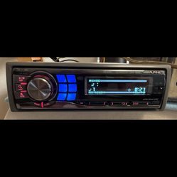 Vintage Alpine CDA 9885 Car Stereo AM/FM /CD Complete With Remote Tested