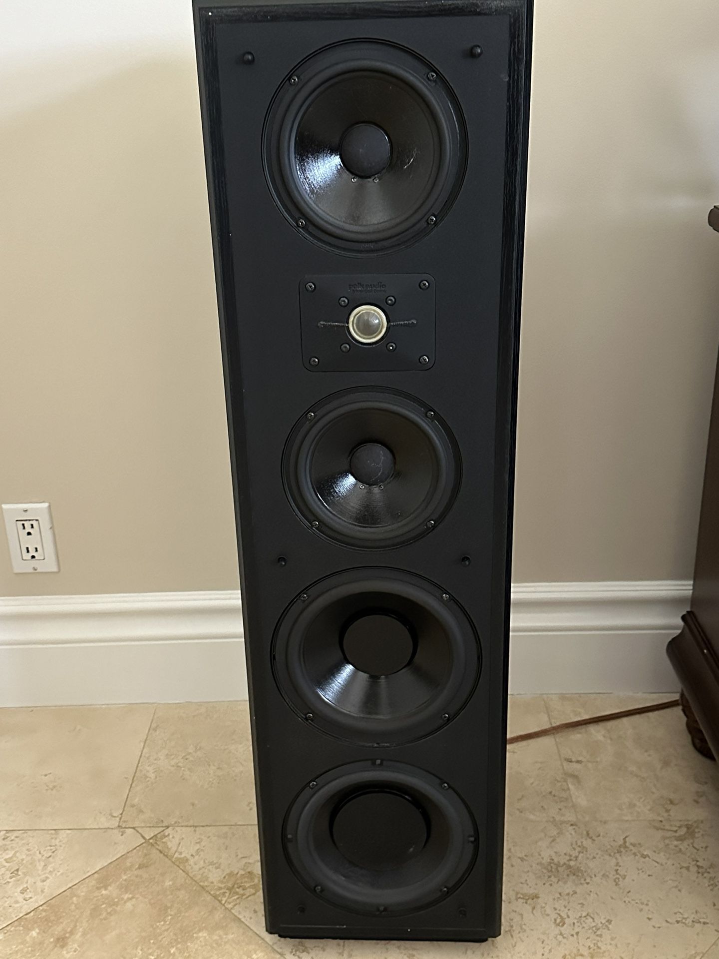 Polk RT 11 Audio Speaker Pair