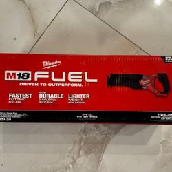 Milwaukee New Saw Zall M18 Fuel Brushless 
