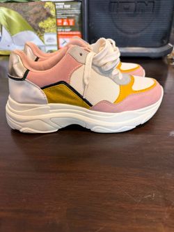 Chunky Dad Sneakers Pink Yellow White