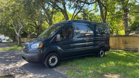 2019 Ford Transit 250 Van